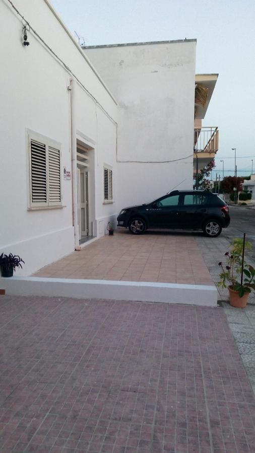 Lucy Apartment Torre Lapillo Bagian luar foto