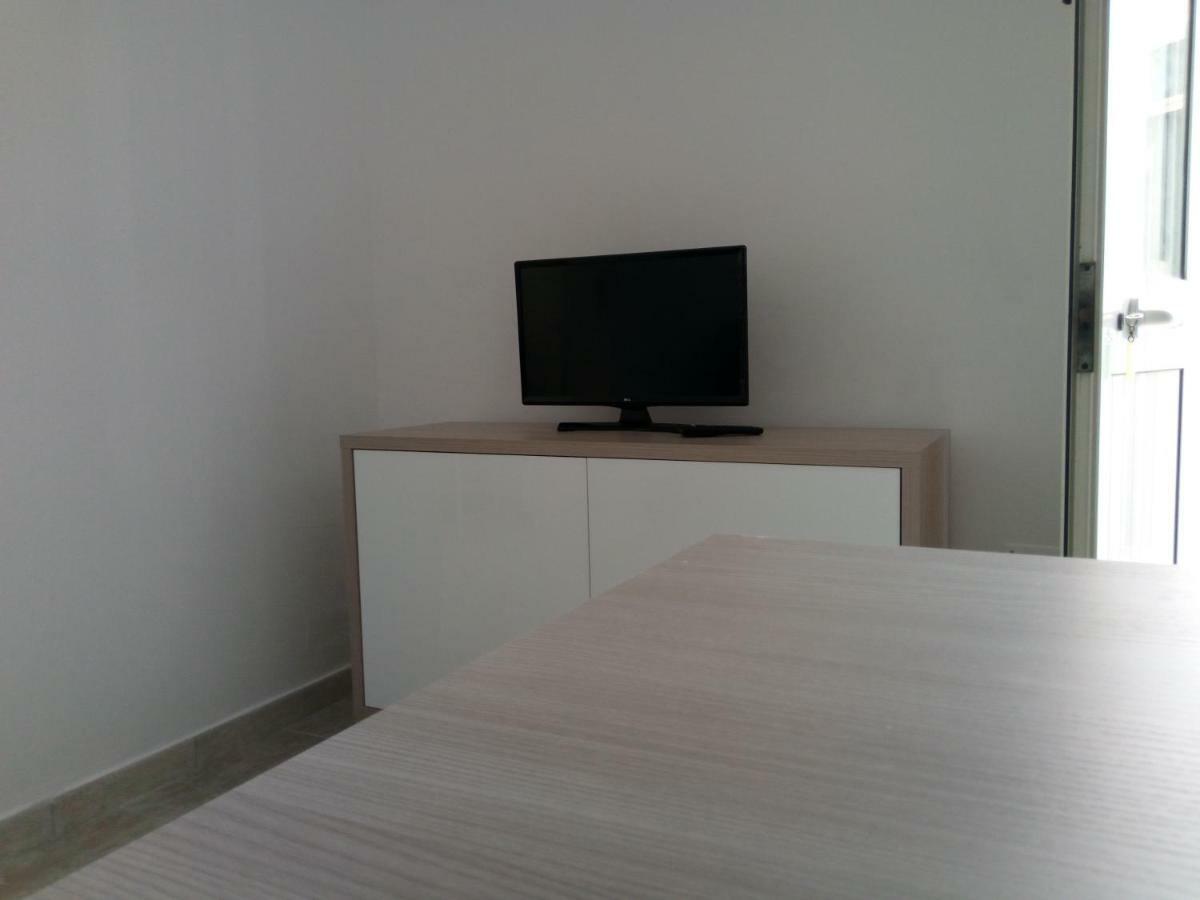 Lucy Apartment Torre Lapillo Bagian luar foto