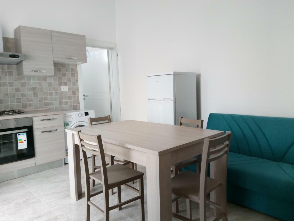 Lucy Apartment Torre Lapillo Bagian luar foto